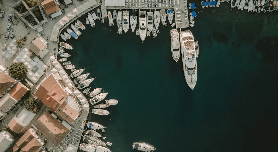 Yachter